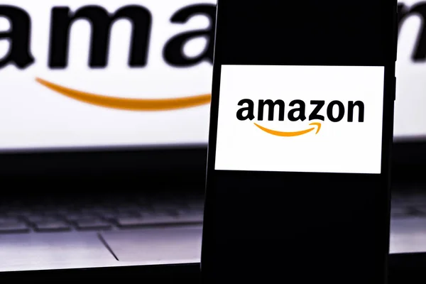 Foto Editorial Sobre Tema Amazon Foto Ilustrativa Para Noticias Sobre —  Fotos de Stock