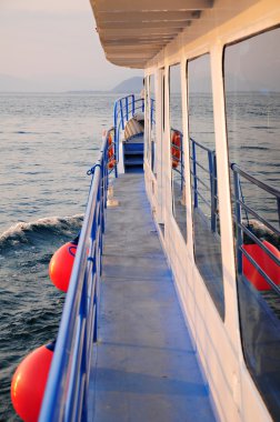 Denizde gün batımı