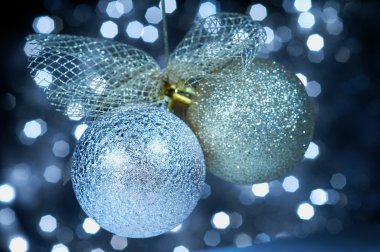 Altın Noel topları