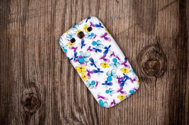 plastik cep telefonu durumda