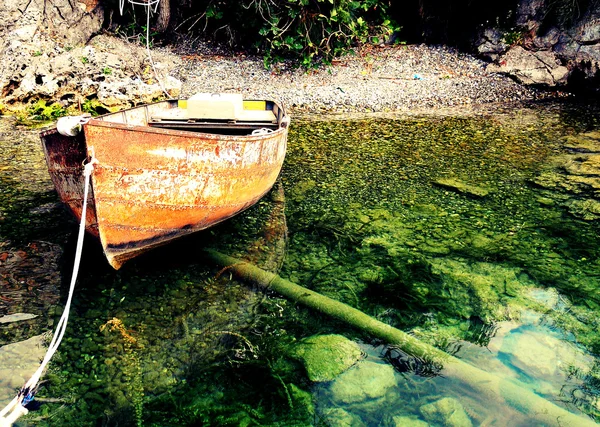 Oude roeiboot — Stockfoto