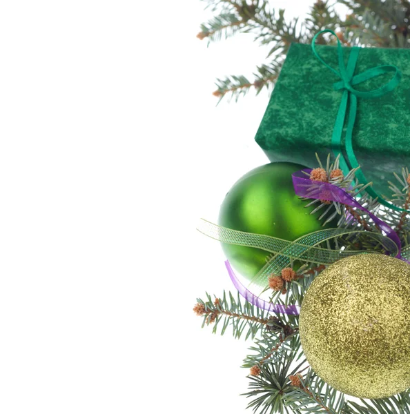 Yeşil Noel hediyesi — Stok fotoğraf