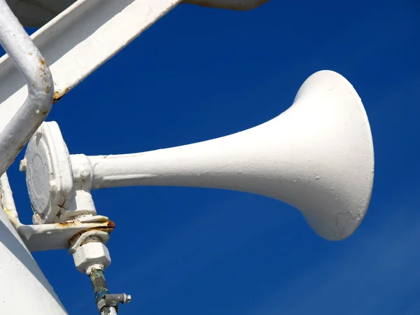 Ship's horn — Stock Photo, Image