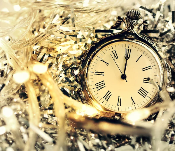 Reloj de año nuevo — Foto de Stock