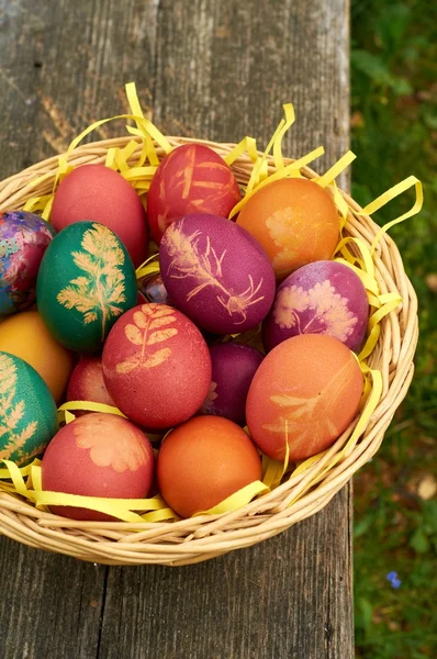 Basket with easter eggs — Stock Photo, Image