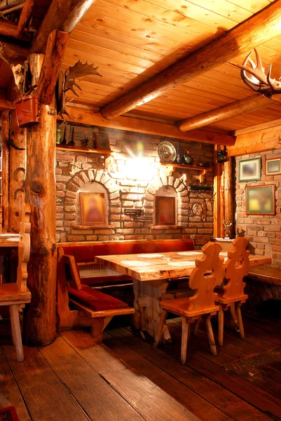 Restaurant avec décor de chasse — Photo