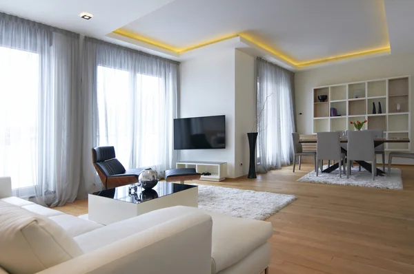 Oturma ve yemek odası iç