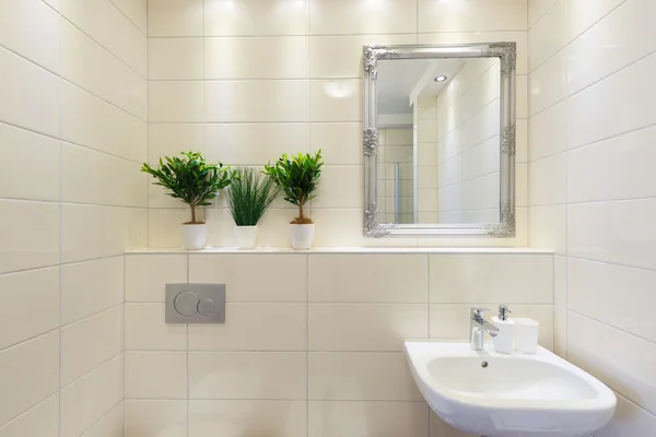 Contemporary bathroom interior — Stock Photo, Image
