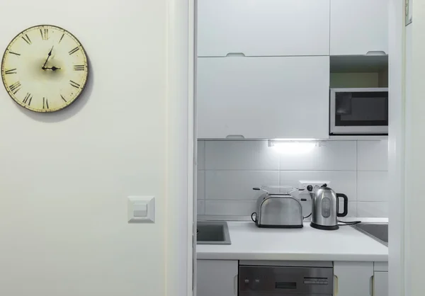 Pequeña cocina americana en un estudio — Foto de Stock