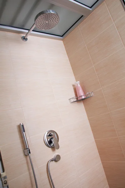 Betegelde badkamer interieur — Stockfoto
