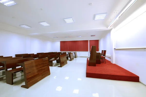 Empty classroom in college — Stock Photo, Image