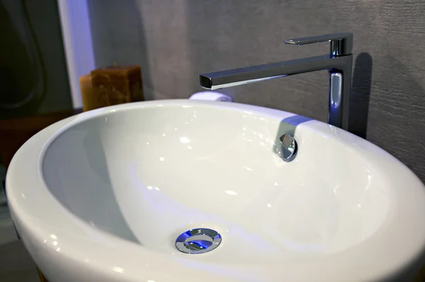 Contemporary bathroom interior — Stock Photo, Image