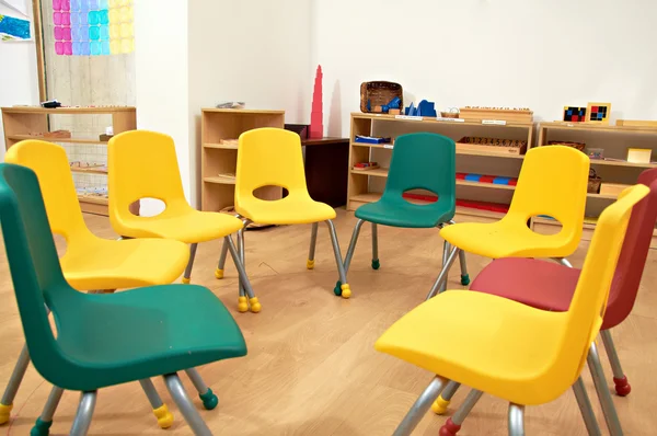 Scuola materna Montessori Aula dell'asilo — Foto Stock