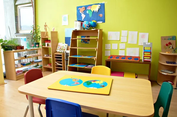 Montessori-Kindergarten Vorschulklasse Stockbild