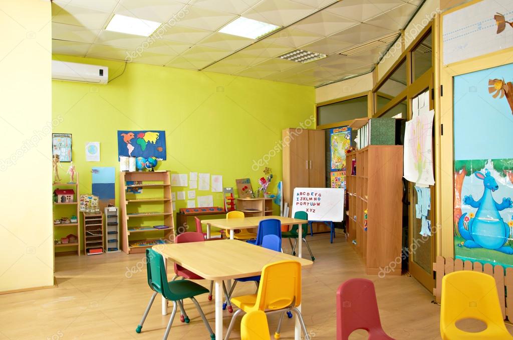 Montessori Kindergarten Preschool Classroom — Stock Photo © markop