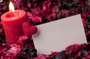 Etiket ile kırmızı mum