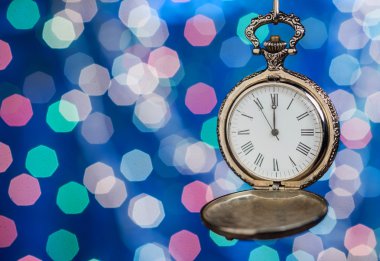 arka plan üzerinde yeni yıl saat