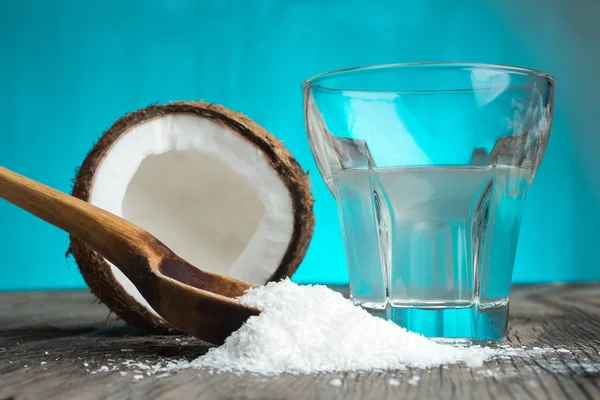 Coconut and glass with milk — Stock Photo, Image