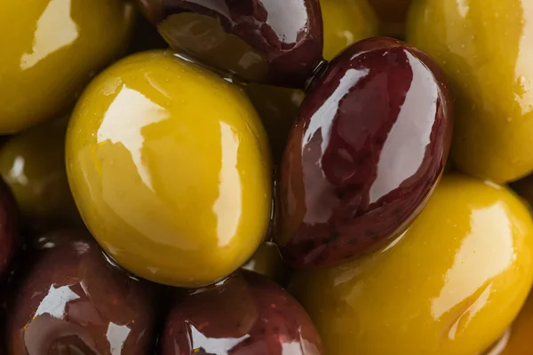 Fresh olives close-up — Stock Photo, Image