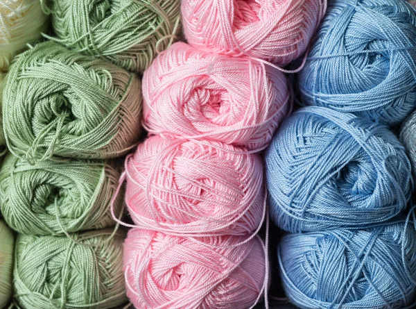 Skeins of colorful yarn — Stock Photo, Image