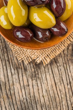 tahta kaşık zeytin