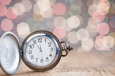 arka plan üzerinde yeni yıl saat