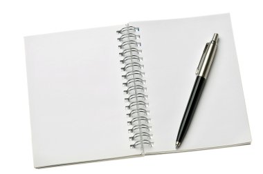 boş bir defter kalem ile