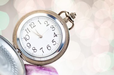 arka plan üzerinde yeni yıl saat