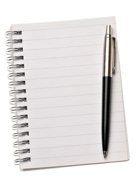 Buku catatan kosong dengan pena — Stok Foto