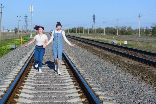 Teenage Girl Young Woman Running Railroad — Stock Photo, Image