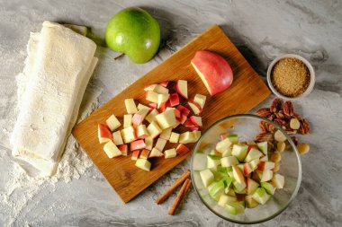  Geleneksel puf böreği. 