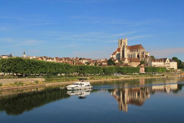 Auxerre, staden för konst och historia — Stockfoto