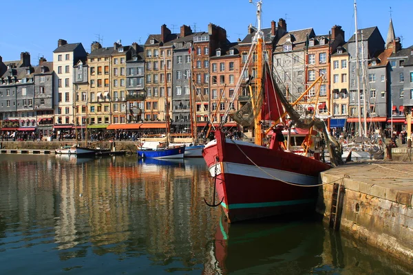 Hamnen i Norman i Honfleur — Stockfoto