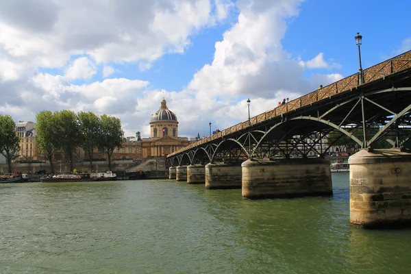 Pont des Arts à Paris, France — Stockfoto