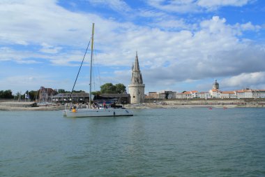 Sur duvarları ve La Rochelle, Fransa'nın Ortaçağ kuleleri