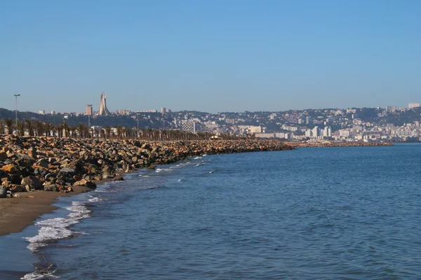 Baai van de Middellandse Zee in Algiers, Algerije — Stockfoto