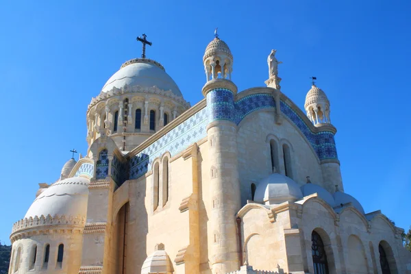 Notre Dame d'Afrique v Alžíru, Alžírsko — Stock fotografie