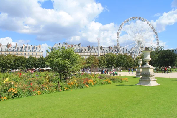 Jardim das Tulherias em Paris, França — Fotografia de Stock