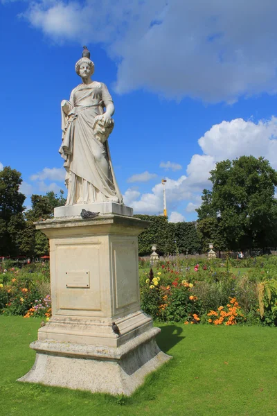 Tuileries bahçesinde Paris, Fransa — Stok fotoğraf