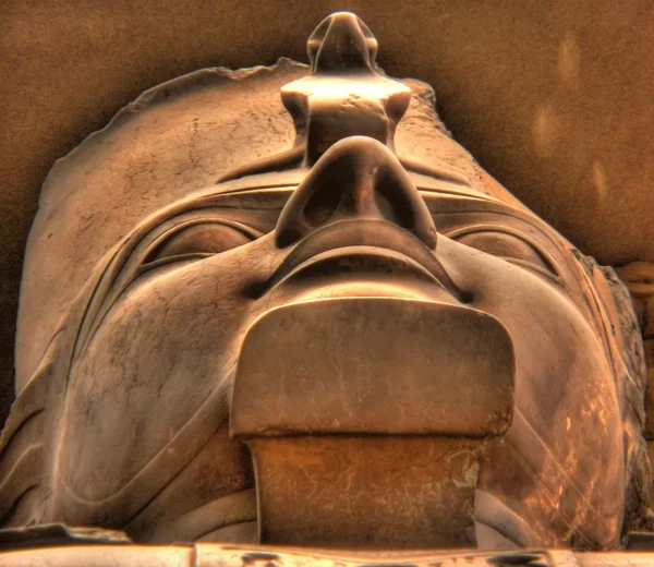 Staty av ramses ii — Stockfoto