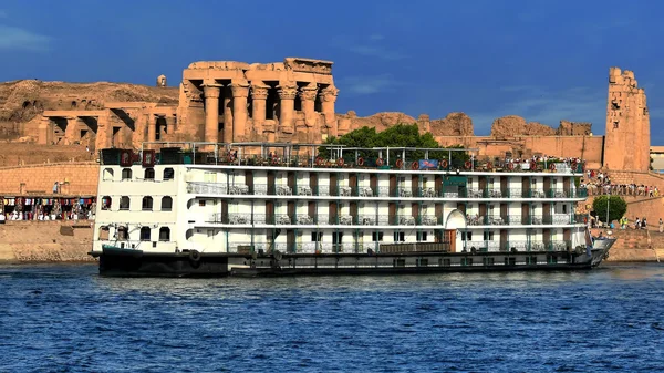 Kom ombo Tapınağı Nil Nehri (Mısır'dan) — Stok fotoğraf