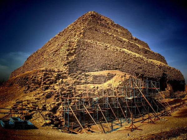 Krok Džoserova pyramida v Sakkáře (egypt) — Stock fotografie