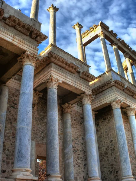 Colunas no Teatro Romano em Mérida — Fotografia de Stock