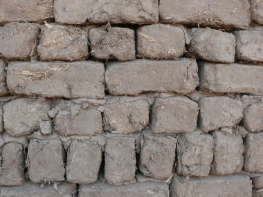 Çamur ve saman tuğla duvar