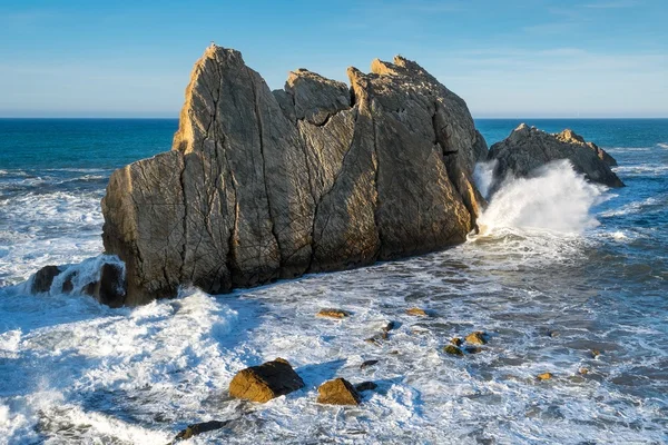 Waves at cantabrian coast — Stock Photo, Image