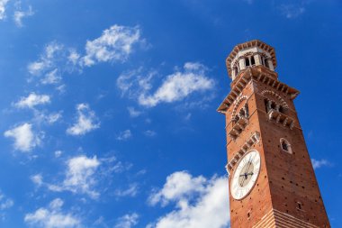 Lamberti kule Piazza Erbe Verona İtalya