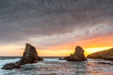 güzel taşlara gündoğumu yaz aylarında Bulgaristan.