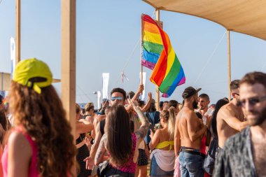 Tel Aviv, İsrail - 25 Haziran 2021: 23. Geleneksel Tel Aviv Onur Haftası. Festival etkinliği