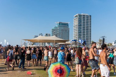 Tel Aviv, İsrail - 25 Haziran 2021: 23. Geleneksel Tel Aviv Onur Haftası. Festival etkinliği