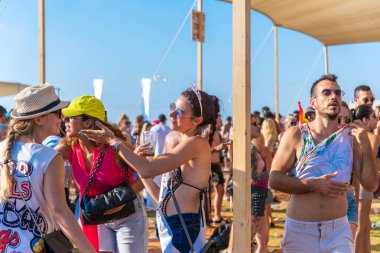 Tel Aviv, İsrail - 25 Haziran 2021: 23. Geleneksel Tel Aviv Onur Haftası. Festival etkinliği